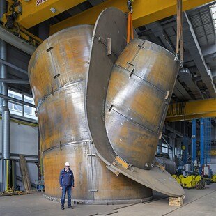 © Andritz Hydro Bild 10: Probezusammenbau eines Abzweigers mit außenliegendem Kragenblech für das PSW Nant de Drance.