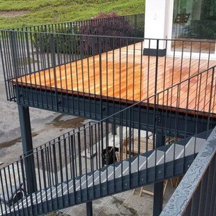 Filigranes Stahlgeländer der Tiroler Edelschmiede