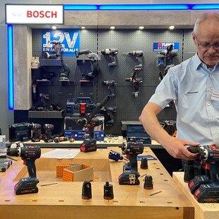 Bosch Power Tools, Leinfelden-Echterdingen (DE)