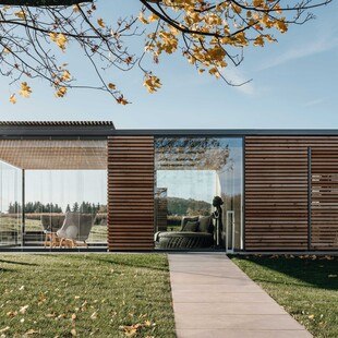 Kubische Bauformen, großflächige Öffnungen und maximale Transparenz – das sind die wichtigsten Features für einen modernen Winter- oder Sommergarten. 