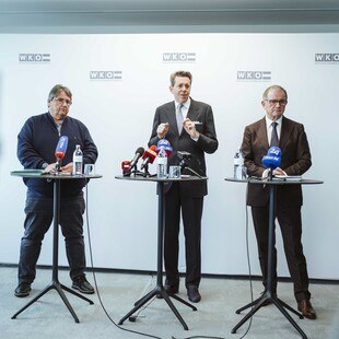 Sozialpartner fordern Baupaket: Gewerkschafter Josef Muchitsch, WKO-Präsident Harald Mahrer und WKO-Generalsekretär Karl-Heinz Kopf