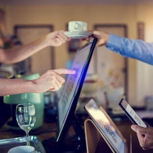 © iStock / Getty Images Plus / Koonsiri Boonnak Digitalisierung