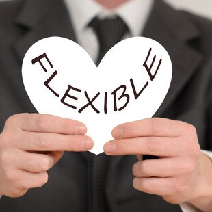 © Vepar5 iStock Getty Images Plus Papier- Herz mit Aufschrift 'Flexible'