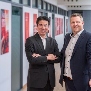 Geschäftsführer Lorch Schweißtechnik: Norihito Takahashi (links), Jens Gauder.
